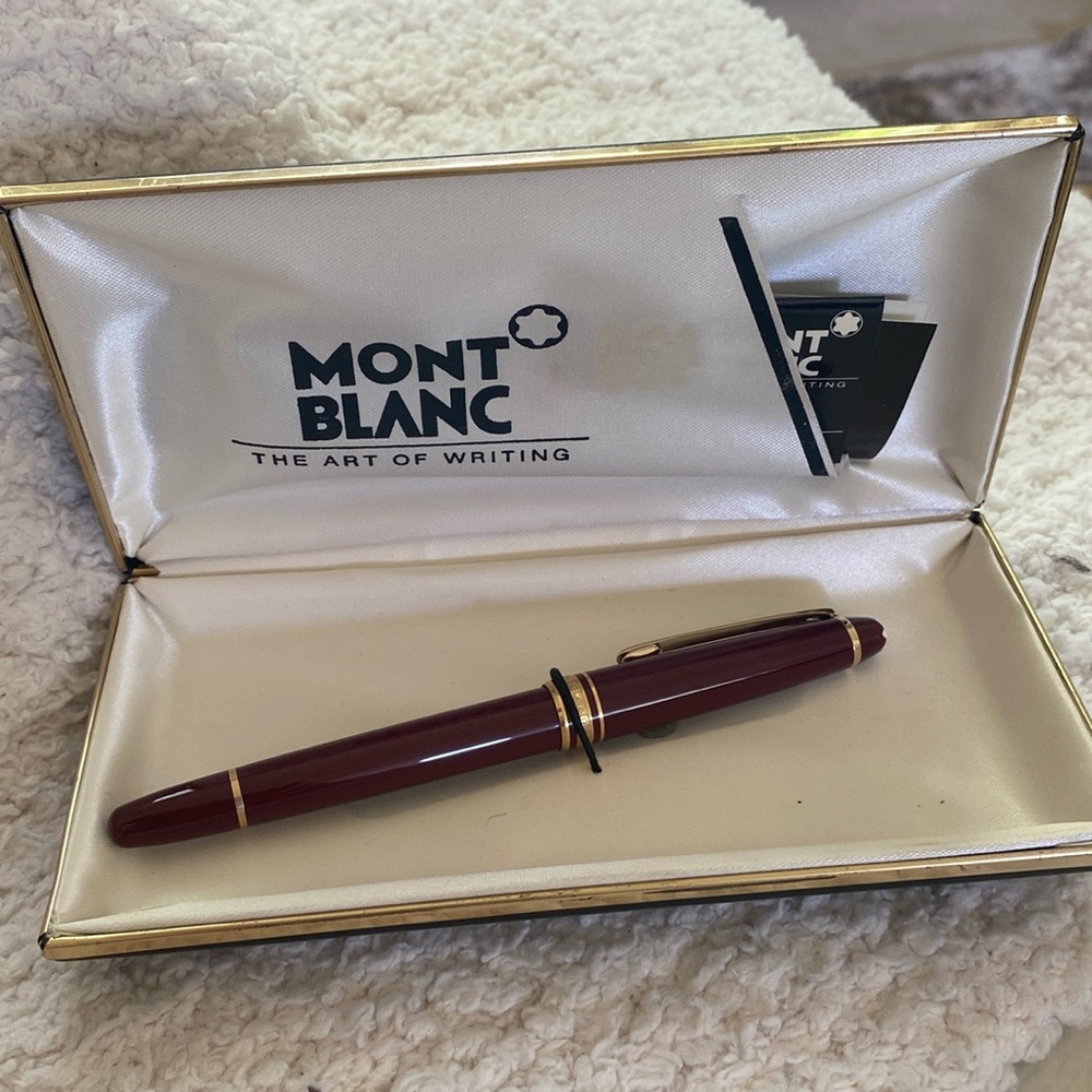 Mont Blanc Burgundy and Gold Pen